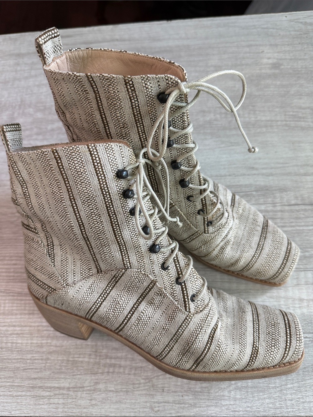 Lerre Italy Woven Tan Brown Fabric & Leather Lace Up Heel Ankle Boots 37 7